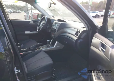 2009 Subaru Forester 2.5X из США, поврежденный, VIN JF2SH63629H774822